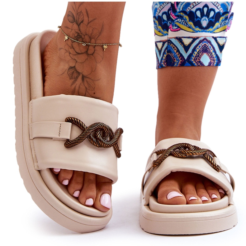 Sandálias Femininas Com Bege Verso