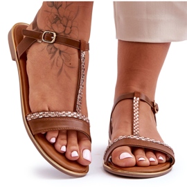 Sandália feminina marrom Penna com zircônia cúbica
