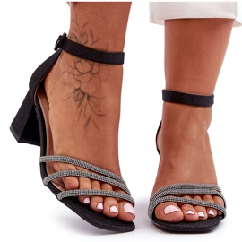 PG1 Sandálias com Salto Brilhante Preto Eenor