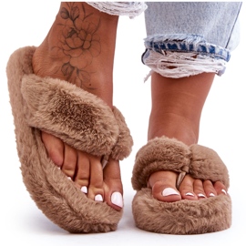 Chinelos Femininos de Pele Chinelos Castanhos Elma