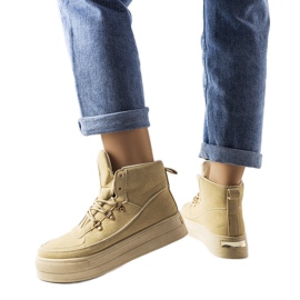 Bota plataforma bege com cadarço, Jolin