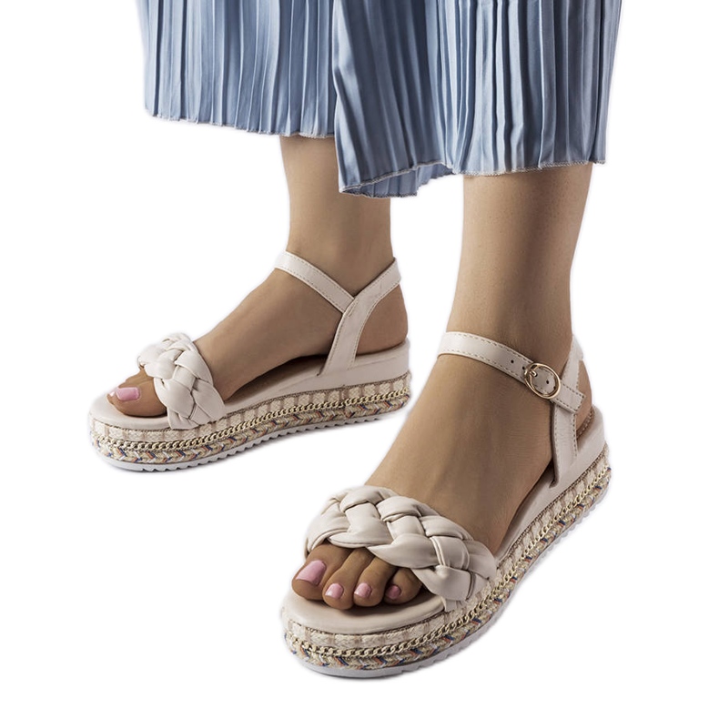 Sandália plataforma bege Katrin. verde