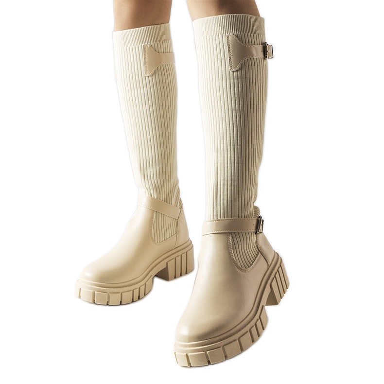 Bota bege com cabedal flexível Courcelle