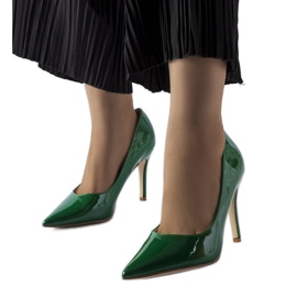 Salto alto Duerr laqueado verde