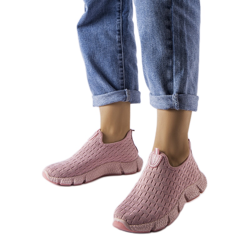 Tênis esportivo rosa claro Obenor.