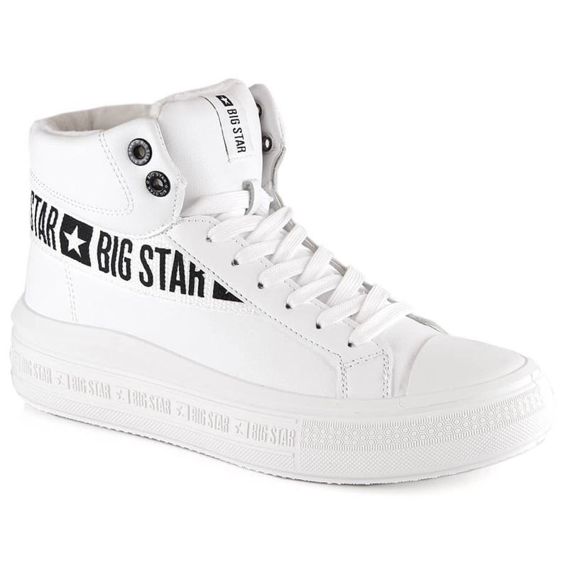 Sapatos esportivos isolados branco Big Star MM274009