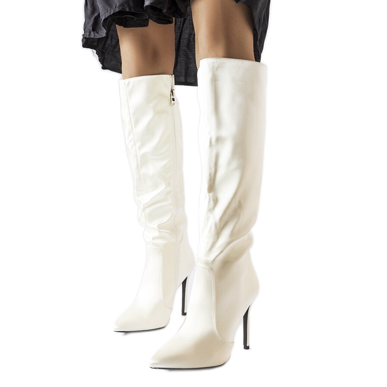 Botas brancas de salto alto Marlengo branco