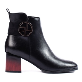 W. Potocki Botas femininas negras no posto Potocki preto