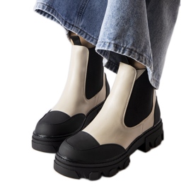 Botins bege e preto Sibyla Botins bege e preto Sibyla