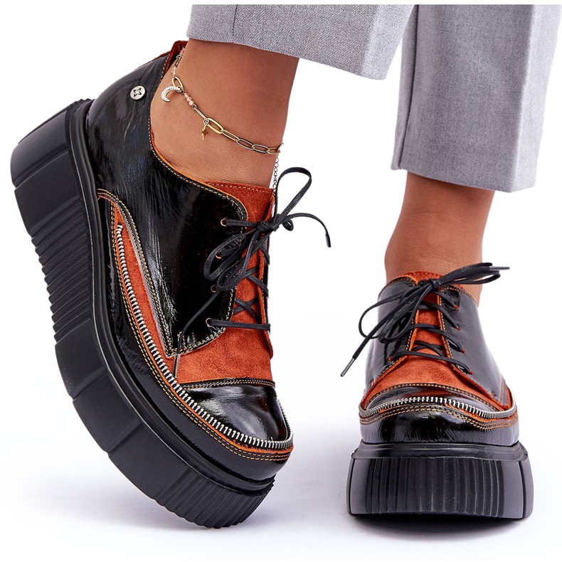 Sapatos femininos de couro Maciejka 50740-18 preto