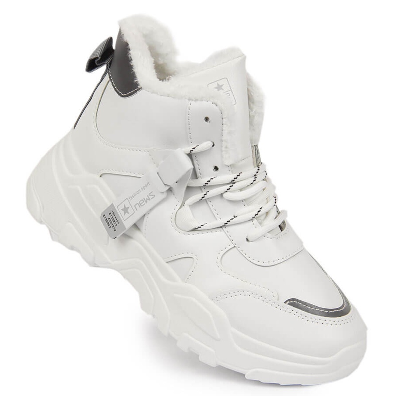 Sapatilhas isoladas de mulher com sola grossa branca NEWS branco