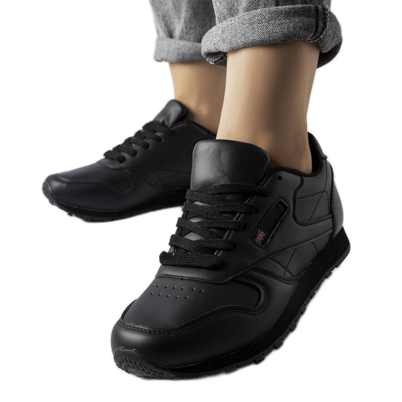 Tênis preto clássico Poulsen