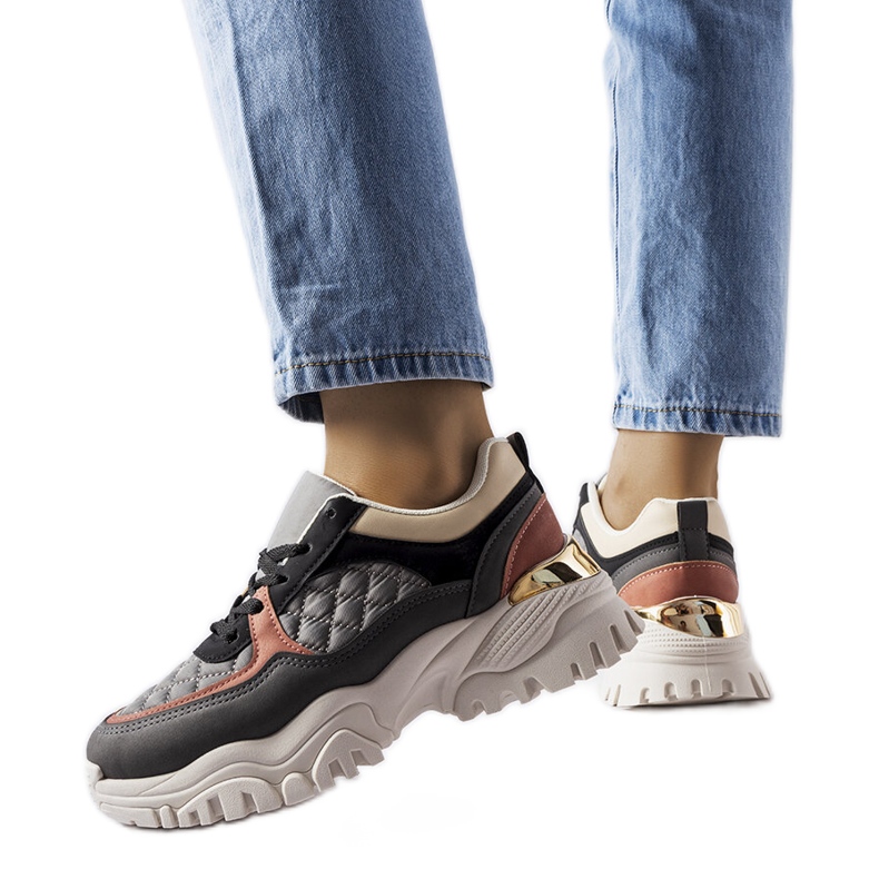 Inna Tênis cinza com detalhes coloridos da Esquibel Inna Tênis cinza com detalhes coloridos da Esquibel