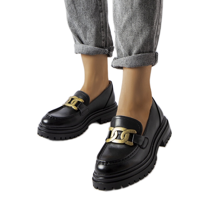 Mocassins pretos decorados com fivela Schlanders