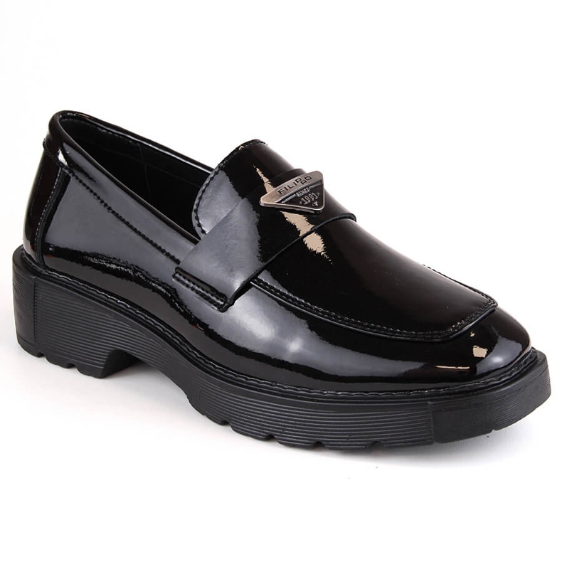 Sapatos femininos de couro envernizado preto Filippo DP4710
