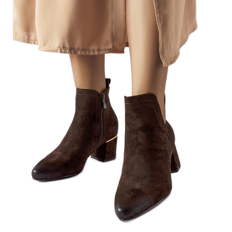 Botins marrons de salto baixo, Vinceza castanho