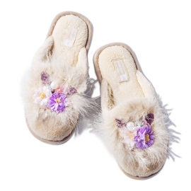 Chinelos femininos bege da Moly