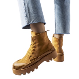 Inna Tênis cano alto marrom Aida em camurça ecológica marrom