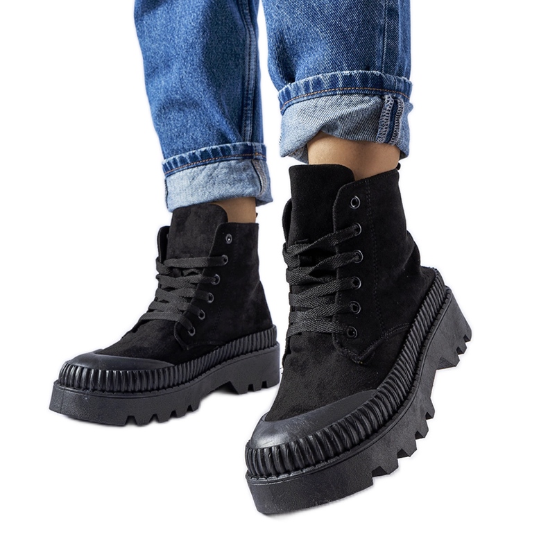 Inna Tênis cano alto preto Aida em camurça ecológica