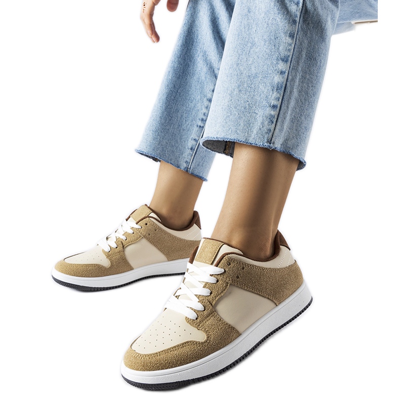 Inna Tênis bege Jacqueline