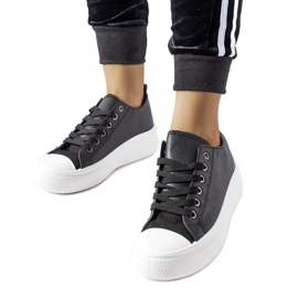 Tênis preto com plataforma Peculiar