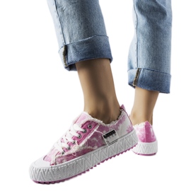 Inna Tênis azul com escoriações da Safiy