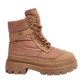 Botins femininos Trappers isolados com plataforma e salto plano Big Star MM274340 bege Botins femininos Trappers isolados com plataforma e salto plano Big Star MM274340 bege