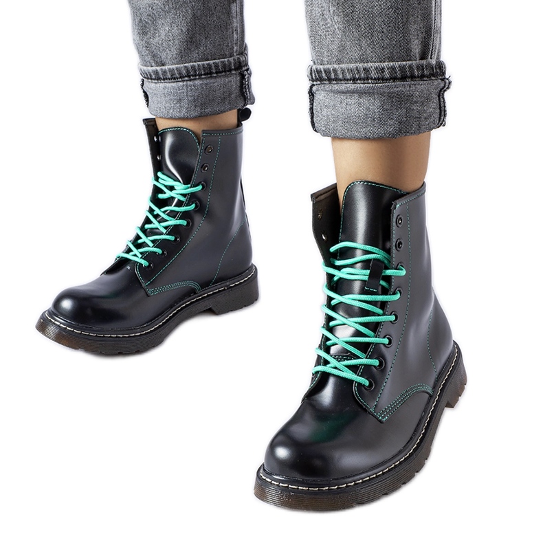 Inna Botas pretas com fio decorativo Rocco verde preto