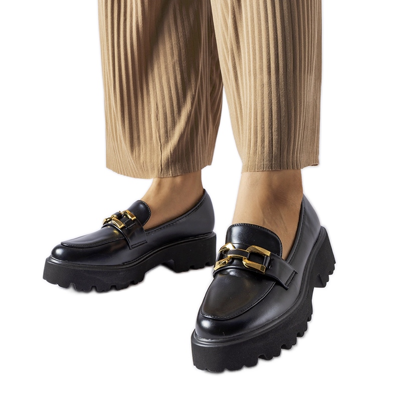 Inna Mocassins femininos pretos decorados com fivela Piazzo