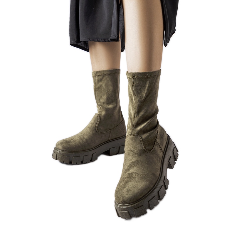 Botas meias verdes em camurça ecológica da Pancrazio