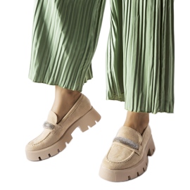 Mocassins bege com sola maciça Macario