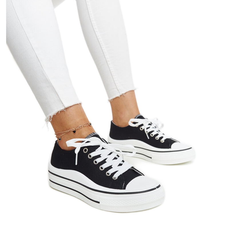 Tênis Dima preto com sola grossa Tênis Dima preto com sola grossa