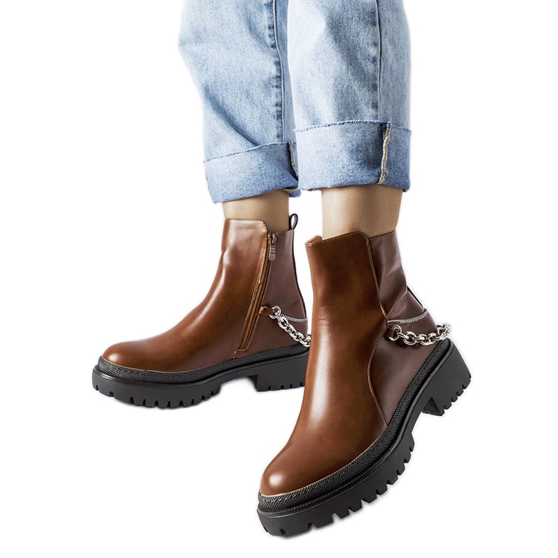 Botins castanhos com corrente Muqaddim castanho