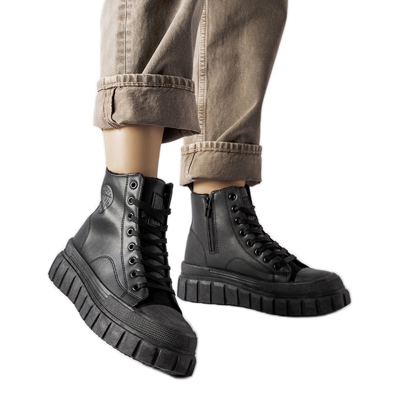 Tênis preto com isolamento Big Star MM274625