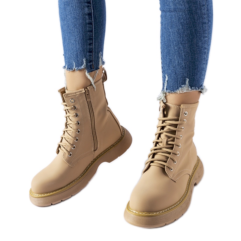 Inna Botas clássicas Benvenuto bege escuro