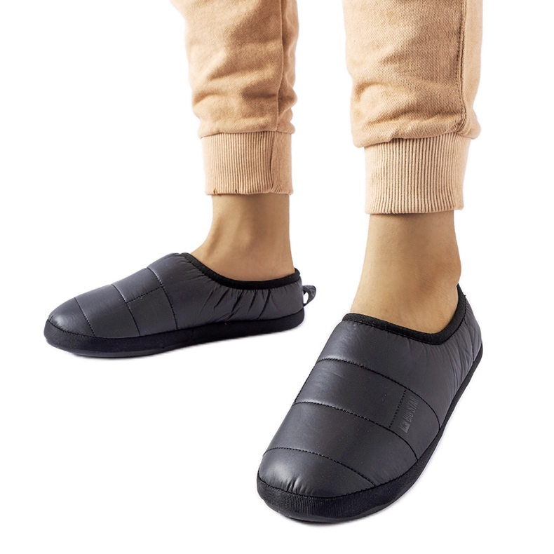 Chinelos isolados pretos Big Star KK274604