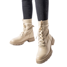 Botas meia bege vazadas da Portico