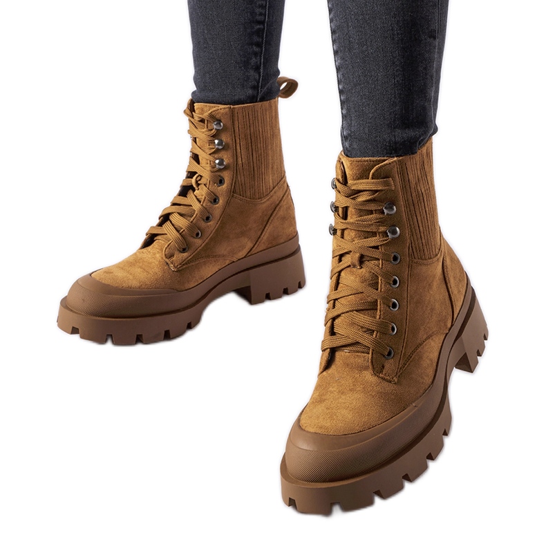 Botas marrons de camurça ecológica da Orson castanho