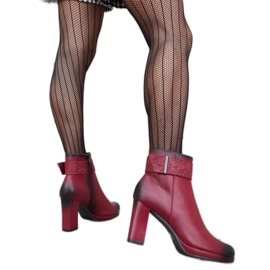 Botins vermelhos com tira decorativa Creil