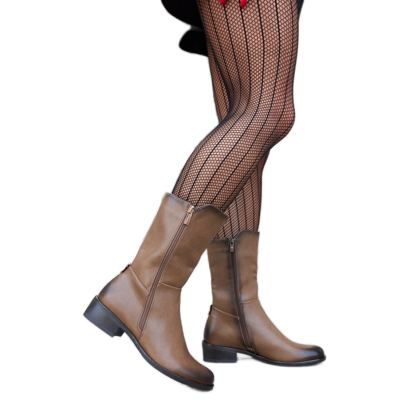 Botas de cano alto com isolamento marrom da Mayonga castanho