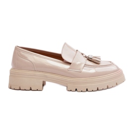 Sapatos mocassim envernizados com franjas, bege claro Velenase