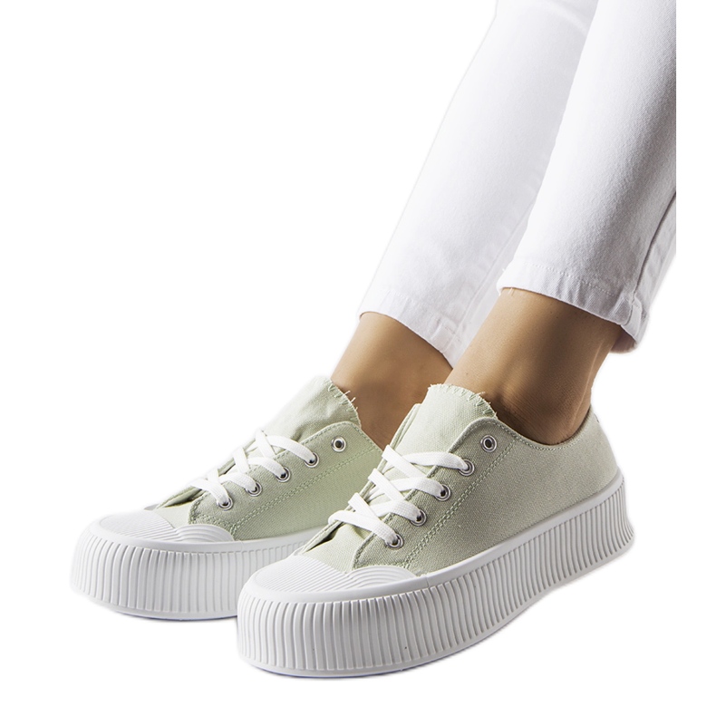 Tênis verdes em plataforma grossa Fortunata