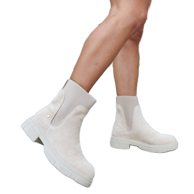 Inna Botins slip-on bege da Adalrico Inna Botins slip-on bege da Adalrico