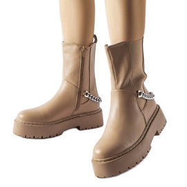 Botins bege decorados com corrente Guglielmo