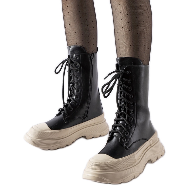 Sapatos de trabalho pretos com sola grossa Crosia bege