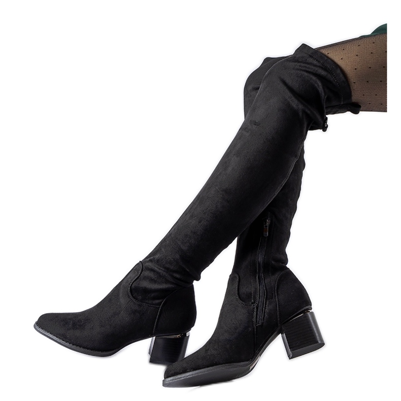 Botas pretas Edvige de salto baixo preto