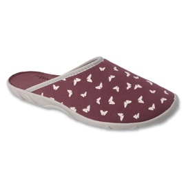 Chinelos femininos Befado 235D193, bordô com borboletas vermelho Chinelos femininos Befado 235D193, bordô com borboletas vermelho