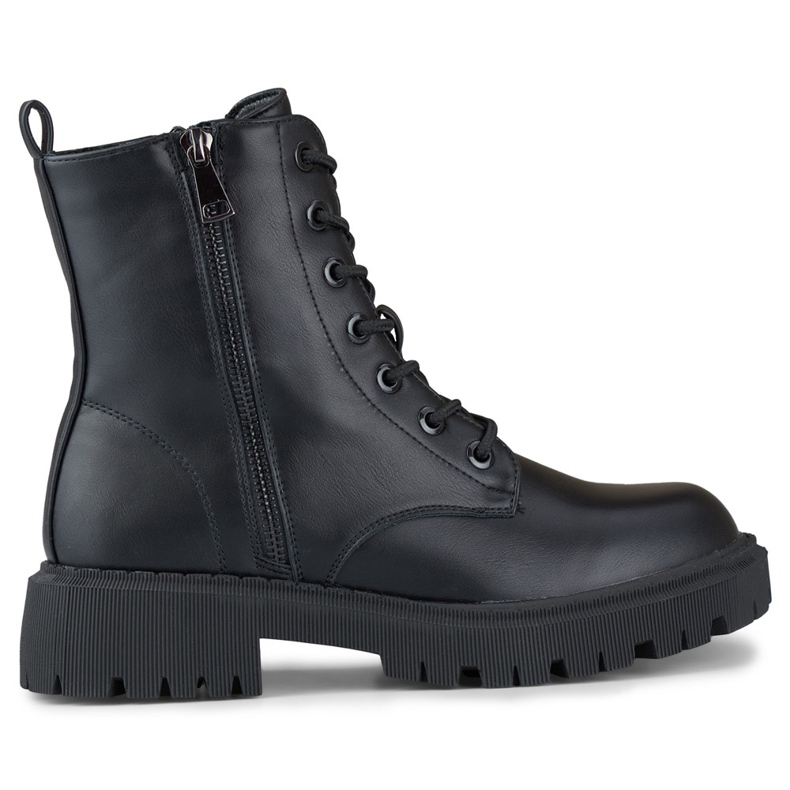 Botins pretos de senhora em pele ecológica com atacadores