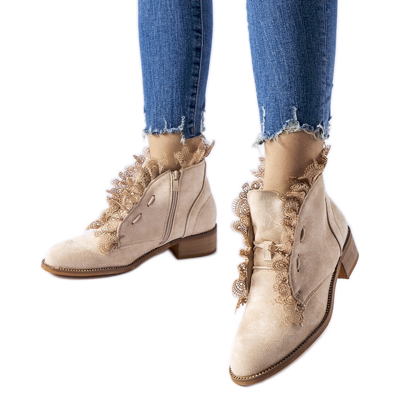 Botins bege com strass e renda Belviglieri