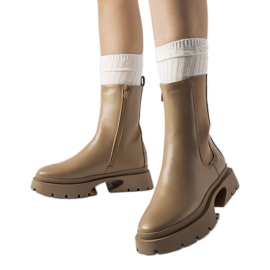 Botas com isolamento marrom da Mombello